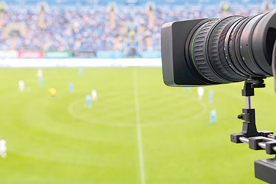 الإعلام الرياضي في لبنان ... مهنة على محك السياسة