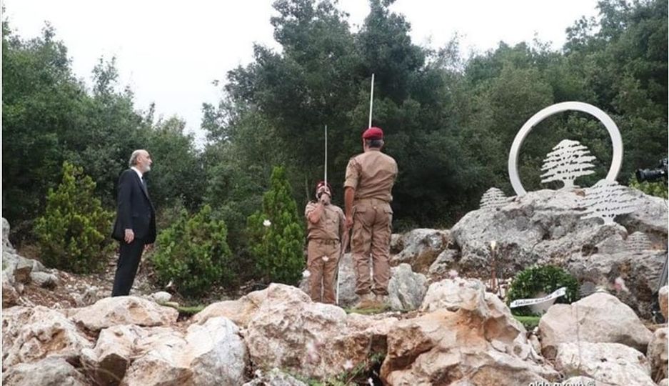 أيها القواتيون ...المعركة كبيرة و أخصامكم في كل مكان ... لا مجال للمناورة - بقلم إليان خوري  