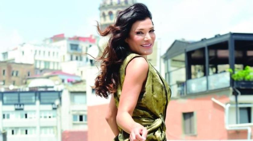 ندى بو فرحات لـ «الشرق الأوسط» : كمية الشر في عالمنا تفوق الخيال