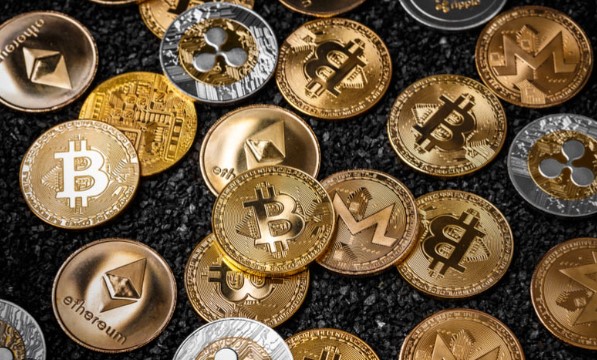 مع تسجيلها خسارات متتالية.. هل باتت نهاية العملات الرقمية قريبة؟