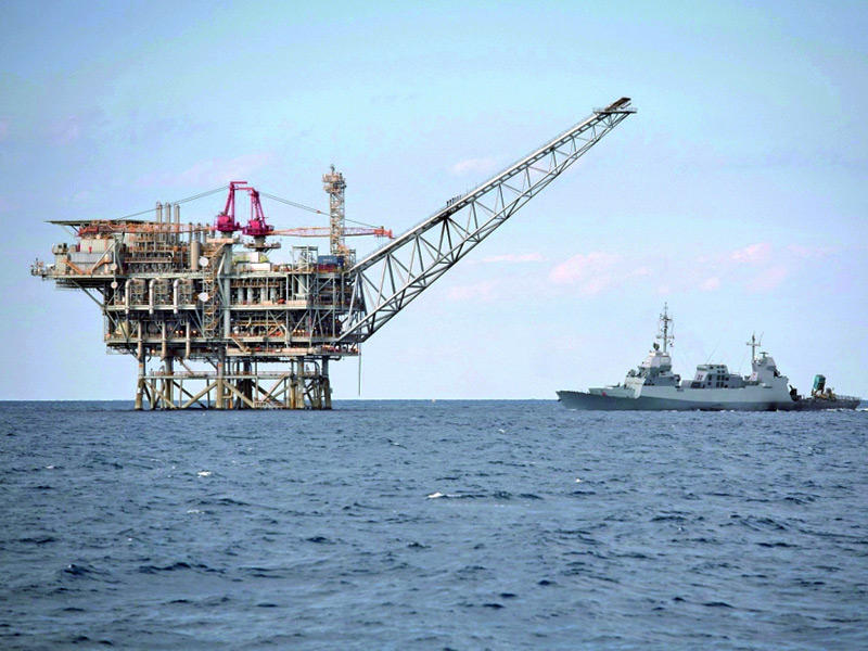 ثلاثة ينقبون عن غاز لبنان .. ماذا تفعل سفينة قطر بـالمياه الساخنة؟