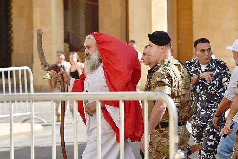 ظواهر هزلية على هامش سباق الرئاسة