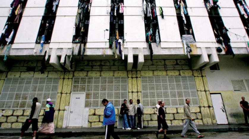 تنعدم فيها مقومات العيش من مياه وغذاء ونظافة وأدوية .. سجون لبنان تقاسي الأزمة أضعافا