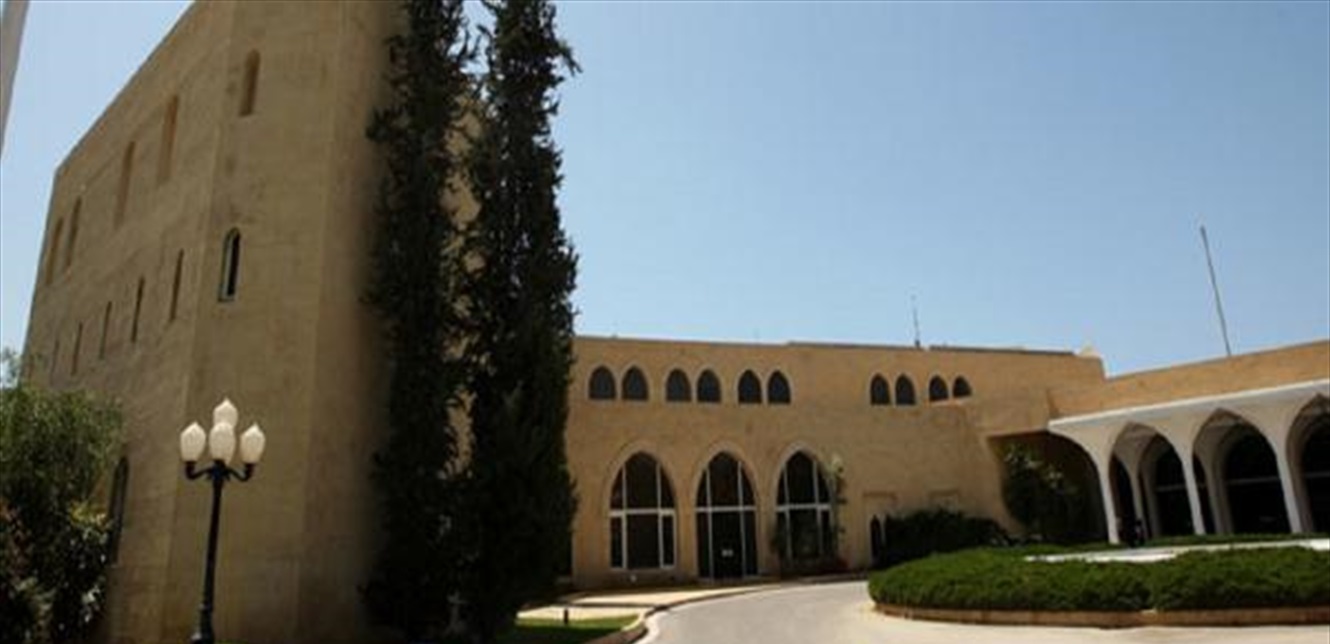 حُكْمِ الجنرالات بـ «ربطات عنق» ... الرئاسة والعسكر في لبنان.. مَن يستهوي مَن؟