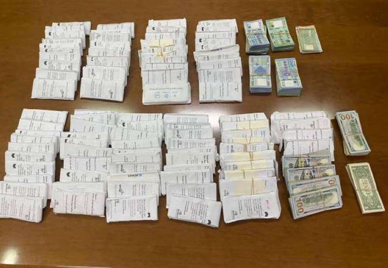 3 سوريين رجل وزوجته وصهره ... من سرق .. المليون ؟