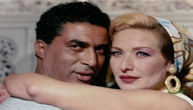 ذكرى وفاة أحمد زكي.. نساء وضعن البريء في قفص الاتهام