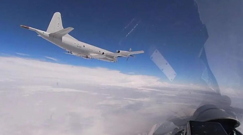 يشحن الدرونات بالليزر ... أميركا تخطط لانتاج صهريج طائر